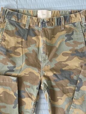 CQY Women's Camo Pants - Olive Green -Anthropologie. Like New 28